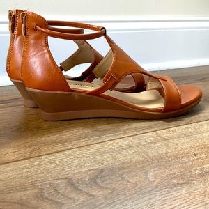 Tinstree brown sandals